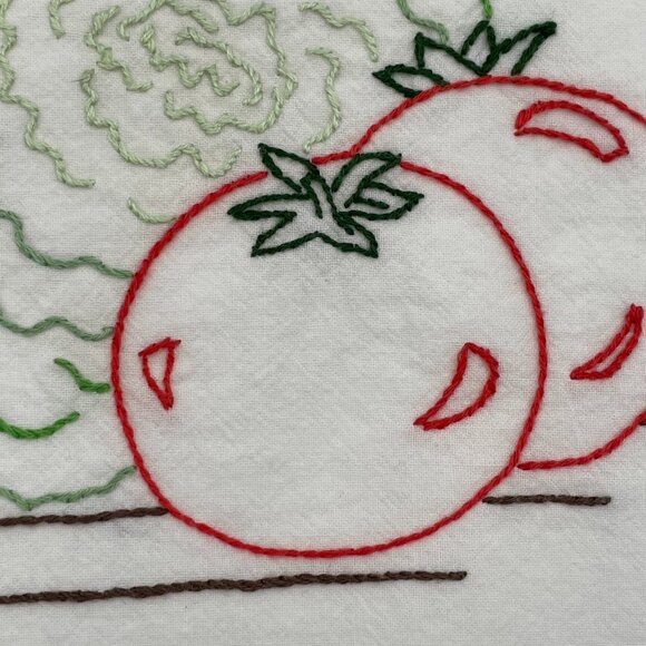 Embroidered Tea Towel Oversize Tomato Lettuce Produce Vegetables White Kitchen - Picture 7 of 7